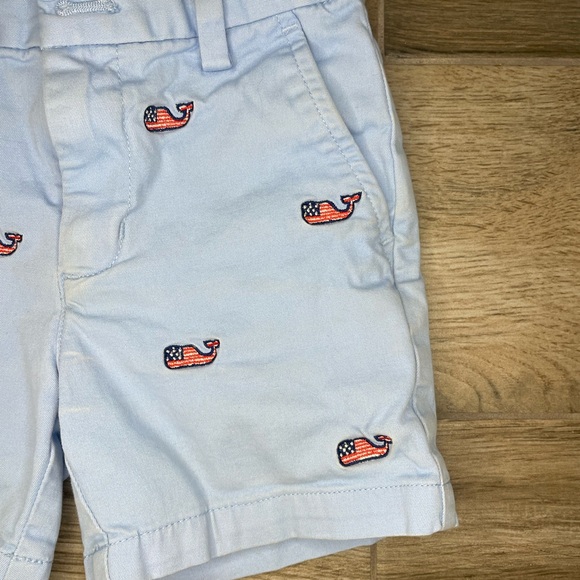 Vineyard Vines boys American Flag shorts - Picture 2 of 5